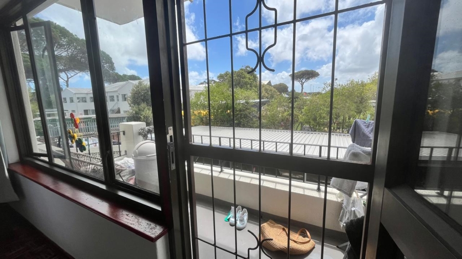 To Let 2 Bedroom Property for Rent in Pinelands Western Cape